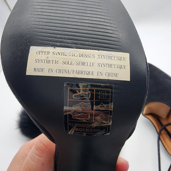 Yoki Elise  Women's Velvet Heels with Pom Poms Size 9.5 Black - Picture 13 of 14